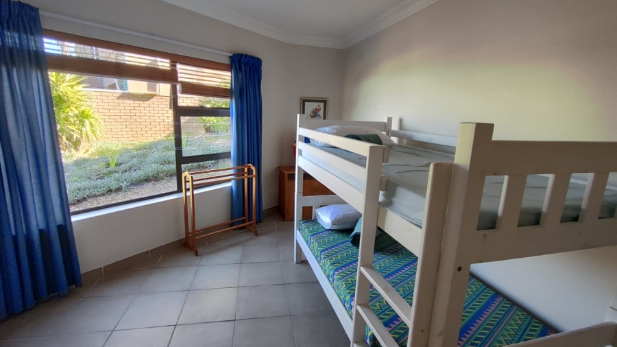 6 Bedroom Property for Sale in Stilbaai Wes Western Cape